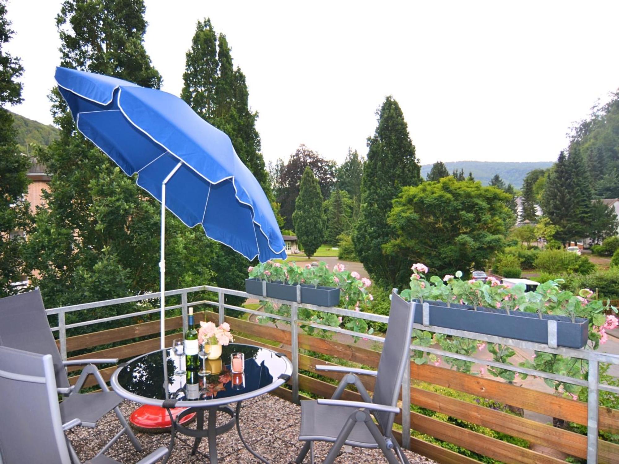 באד פירמונט Spacious Apartment In Weser Uplands With Garden מראה חיצוני תמונה