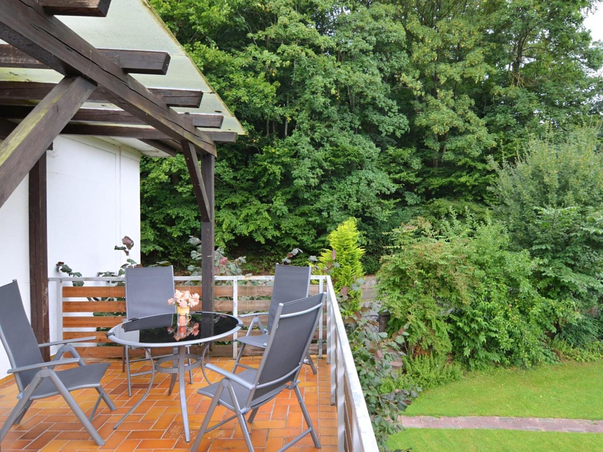 באד פירמונט Spacious Apartment In Weser Uplands With Garden מראה חיצוני תמונה